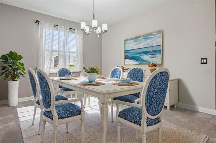 Image No.8-3 Bed House for sale