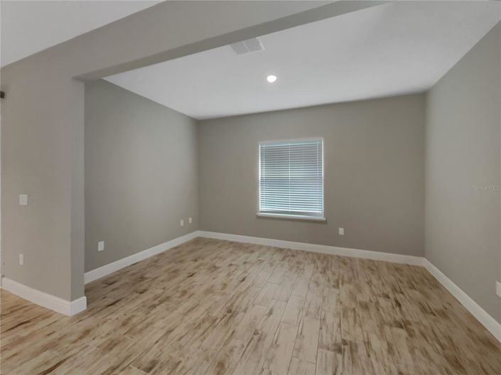 Image No.13-4 Bed House for sale