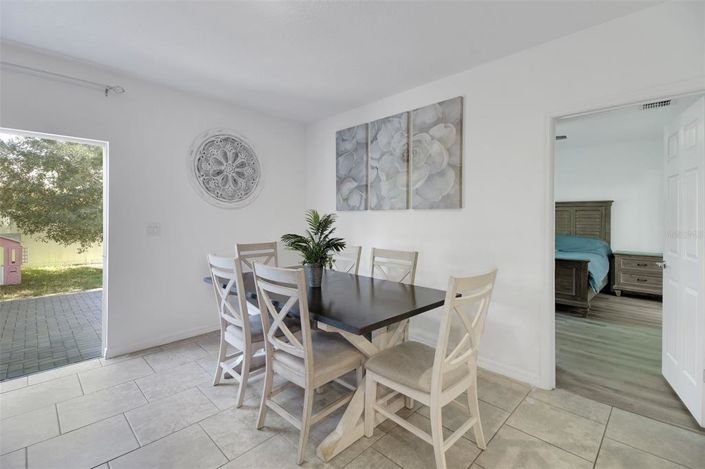 Image No.16-3 Bed House for sale