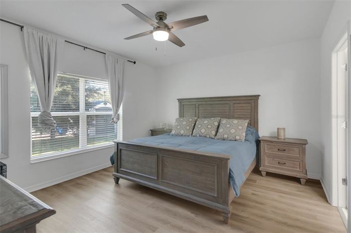 Image No.23-3 Bed House for sale