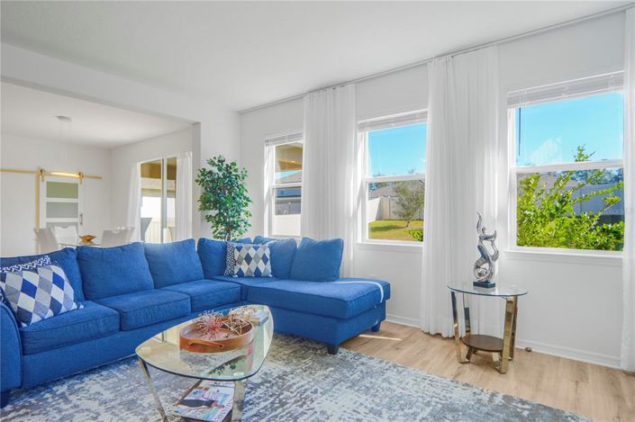 Image No.13-4 Bed House for sale