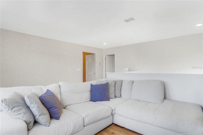 Image No.30-4 Bed House for sale