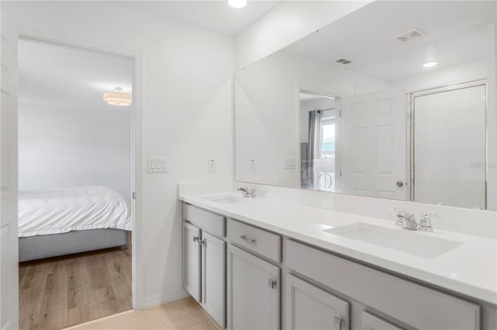 Image No.38-4 Bed House for sale