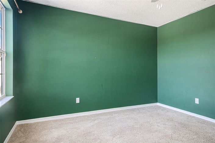 Image No.28-5 Bed House for sale