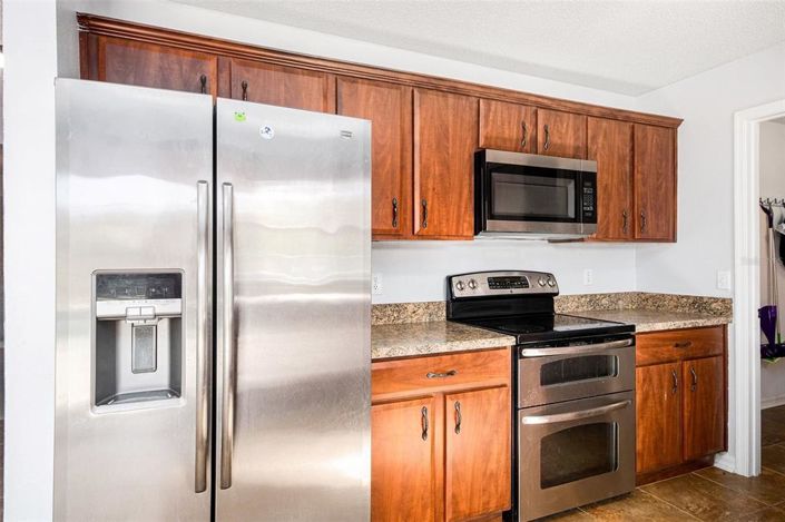 Image No.9-5 Bed House for sale