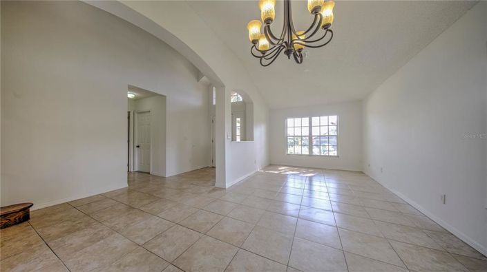 Image No.9-Maison de 4 chambres à vendre à Saint John