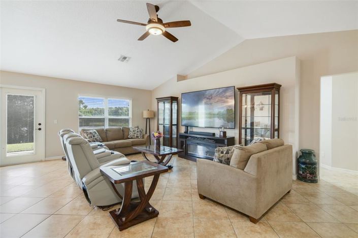 Image No.4-4 Bed House for sale