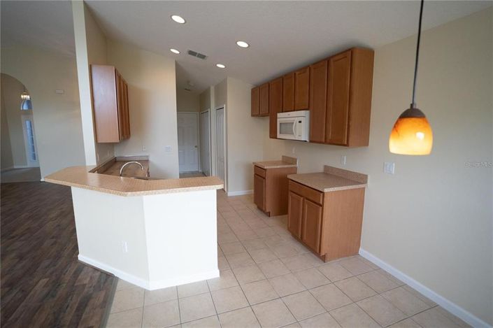 Image No.17-3 Bed House for sale