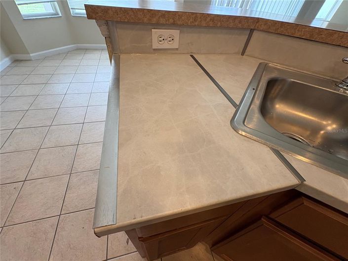 Image No.25-3 Bed House for sale