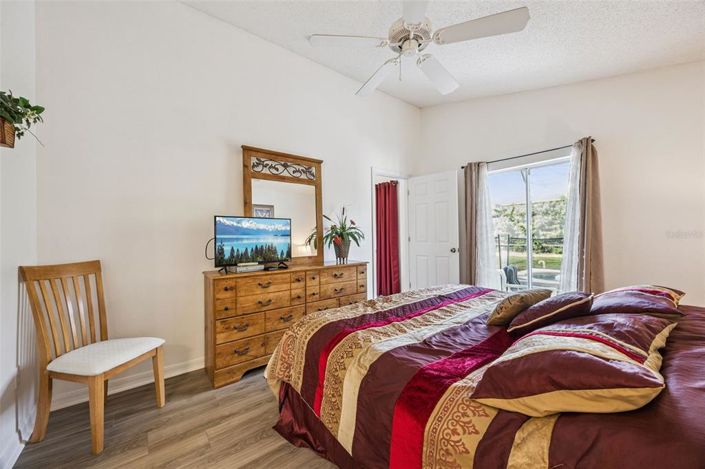 Image No.23-4 Bed House for sale