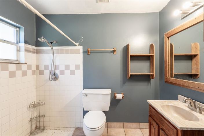 Image No.46-5 Bed House for sale