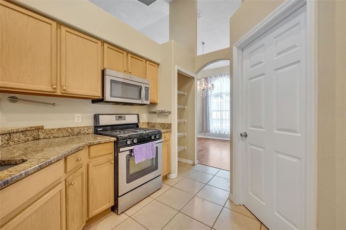 Image No.21-4 Bed House for sale