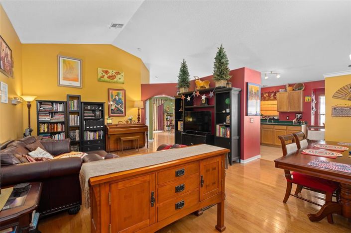 Image No.3-3 Bed House for sale