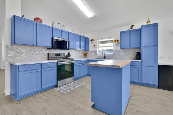 Image No.7-4 Bed House for sale