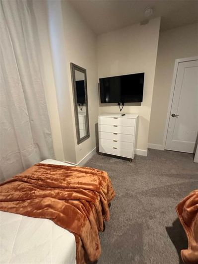 Image No.17-4 Bed Townhouse for sale