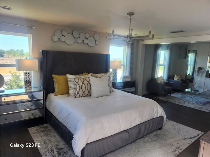 Image No.8-4 Bed House for sale