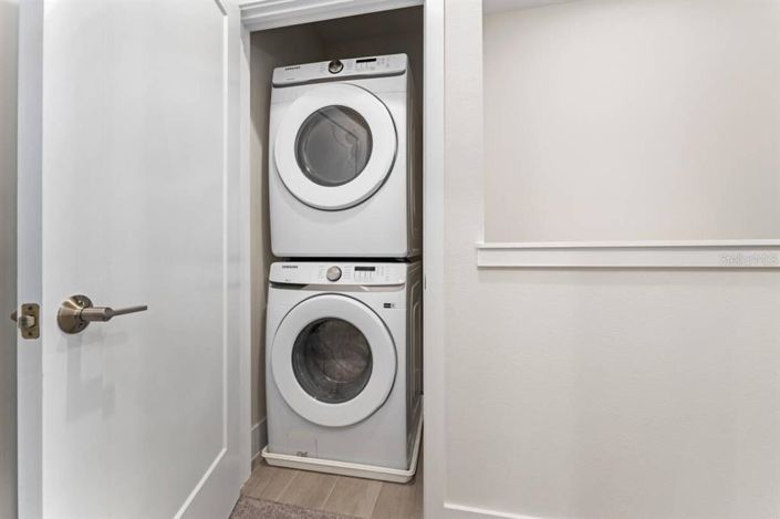 Image No.20-3 Bed Townhouse for sale