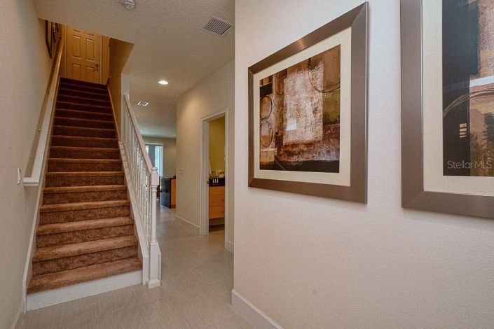 Image No.10-3 Bed Townhouse for sale