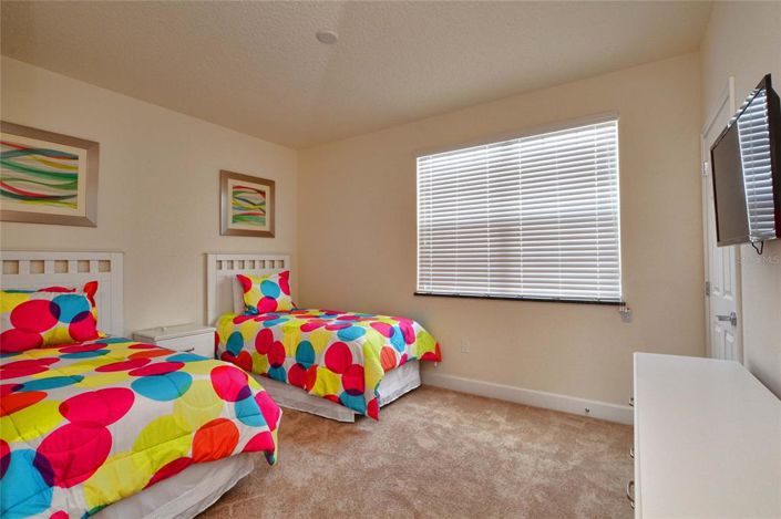 Image No.14-3 Bed Townhouse for sale