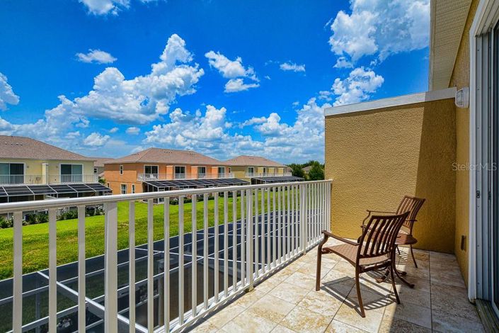 Image No.21-3 Bed Townhouse for sale