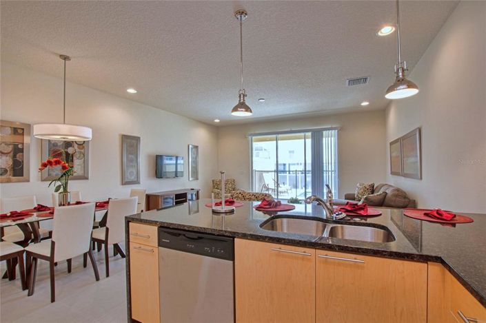 Image No.6-3 Bed Townhouse for sale