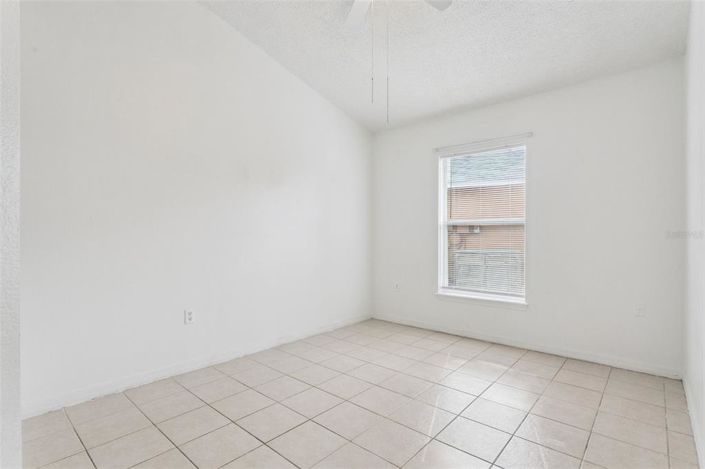 Image No.27-3 Bed House for sale