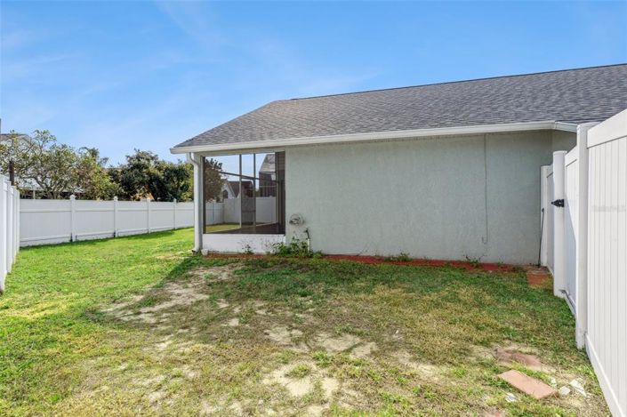 Image No.32-3 Bed House for sale