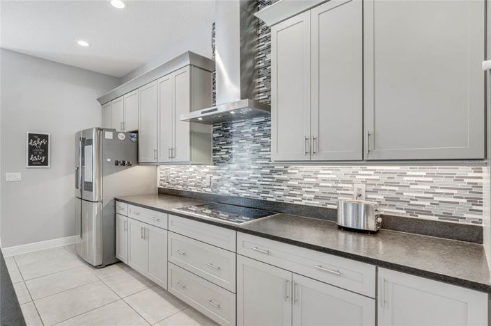 Image No.16-4 Bed House for sale