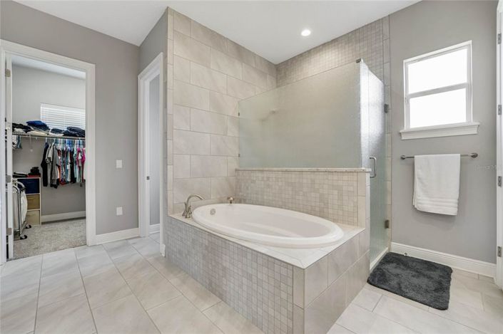 Image No.26-4 Bed House for sale