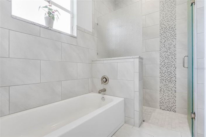 Image No.38-4 Bed House for sale