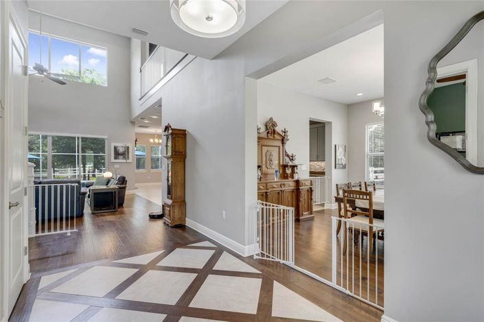 Image No.8-4 Bed House for sale