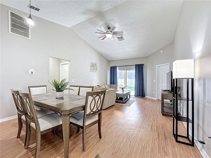 Image No.12-3 Bed House for sale