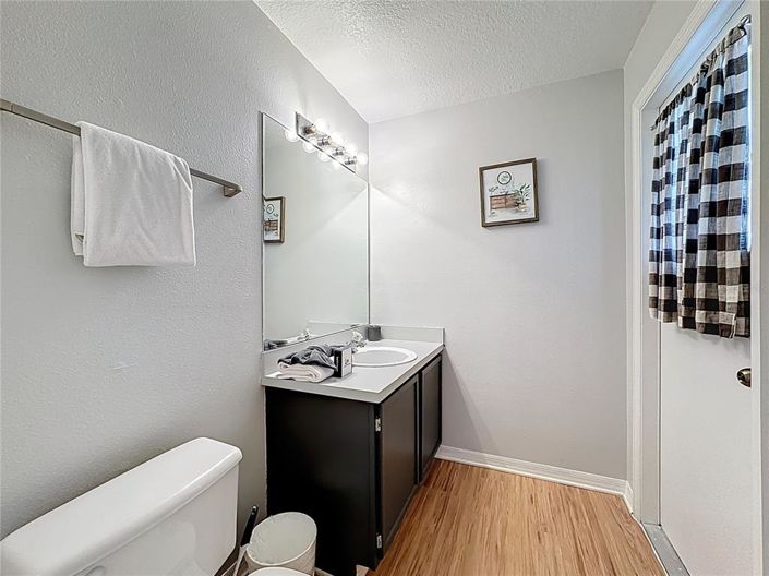 Image No.28-3 Bed House for sale