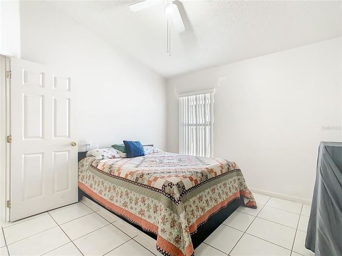 Image No.13-4 Bed House for sale