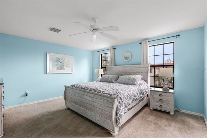 Image No.24-5 Bed House for sale