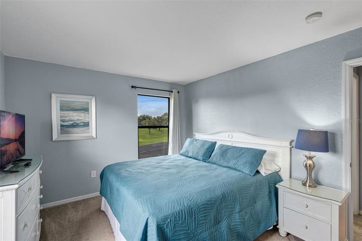 Image No.40-5 Bed House for sale