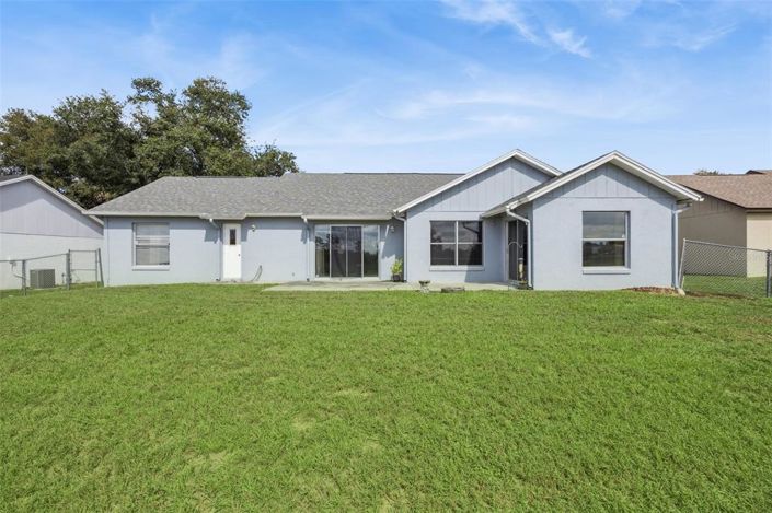 Image No.18-3 Bed House for sale