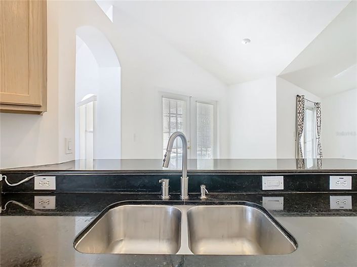 Image No.10-Maison de 5 chambres à vendre à Saint John