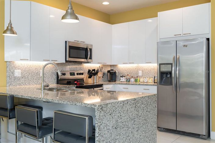 Image No.11-3 Bed Townhouse for sale