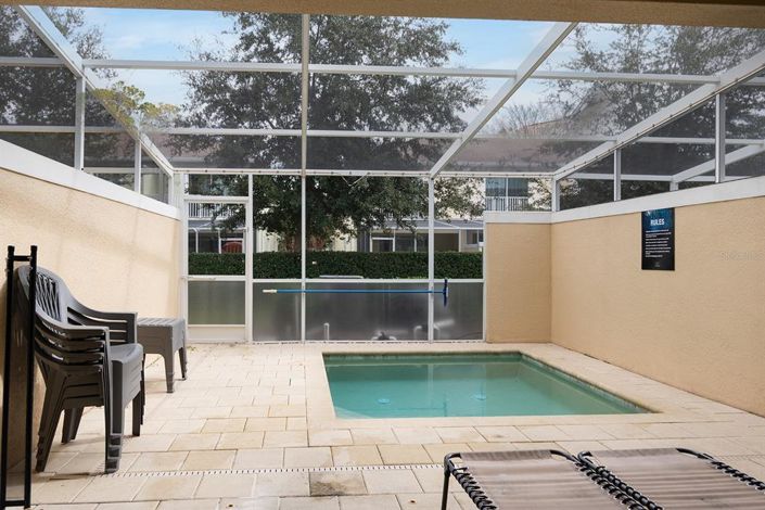 Image No.19-3 Bed Townhouse for sale