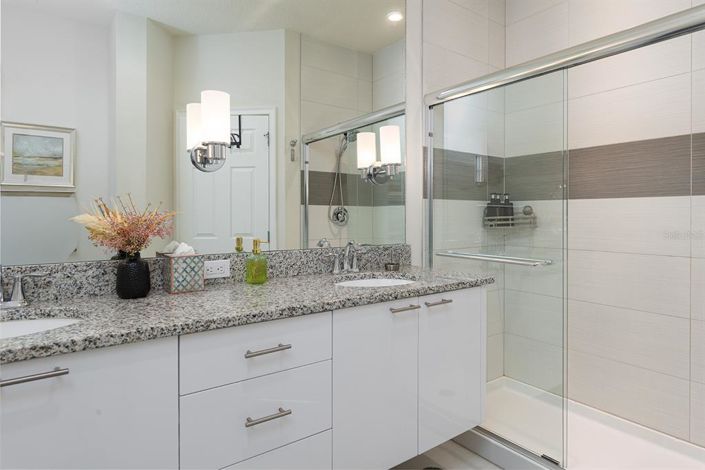 Image No.23-3 Bed Townhouse for sale