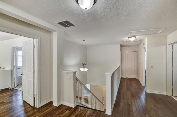 Image No.22-4 Bed House for sale