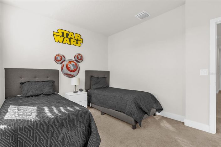 Image No.10-3 Bed Townhouse for sale