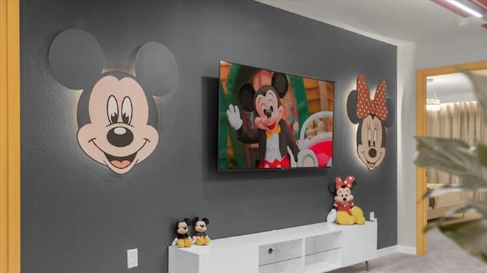 Image No.10-5 Bed Townhouse for sale