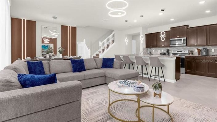 Image No.4-5 Bed Townhouse for sale