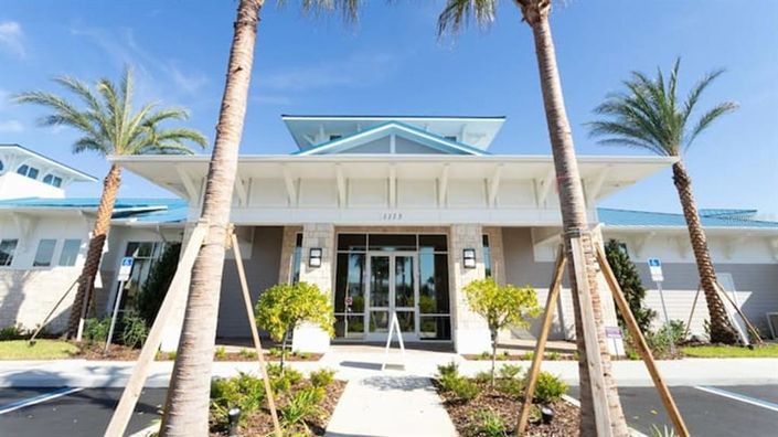 Image No.56-5 Bed Townhouse for sale