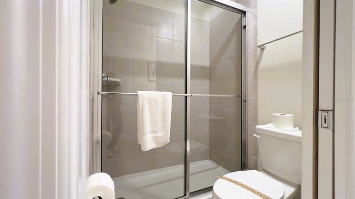 Image No.47-10 Bed House for sale