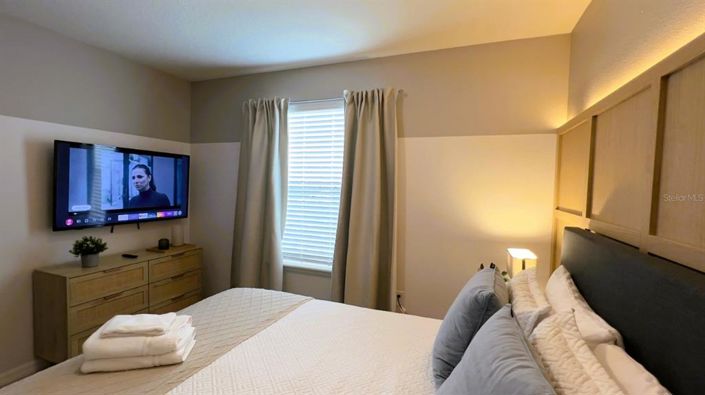 Image No.60-10 Bed House for sale