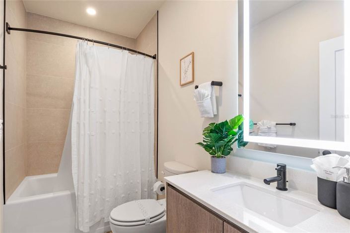 Image No.8-4 Bed Townhouse for sale