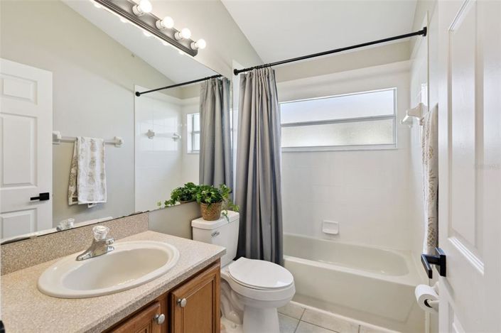 Image No.16-5 Bed House for sale
